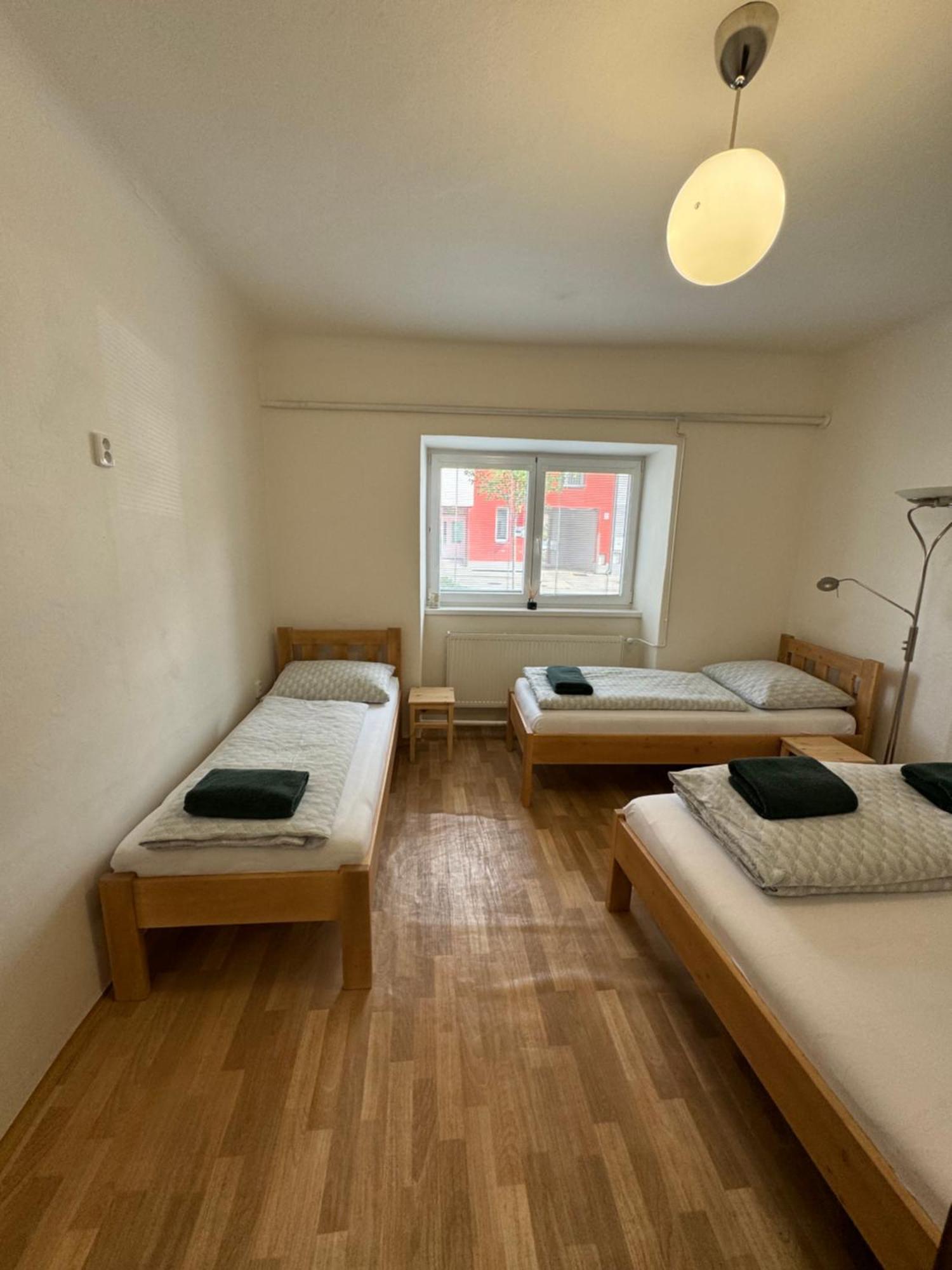 Mikulovska Chalupa Se Sklepem Exterior foto